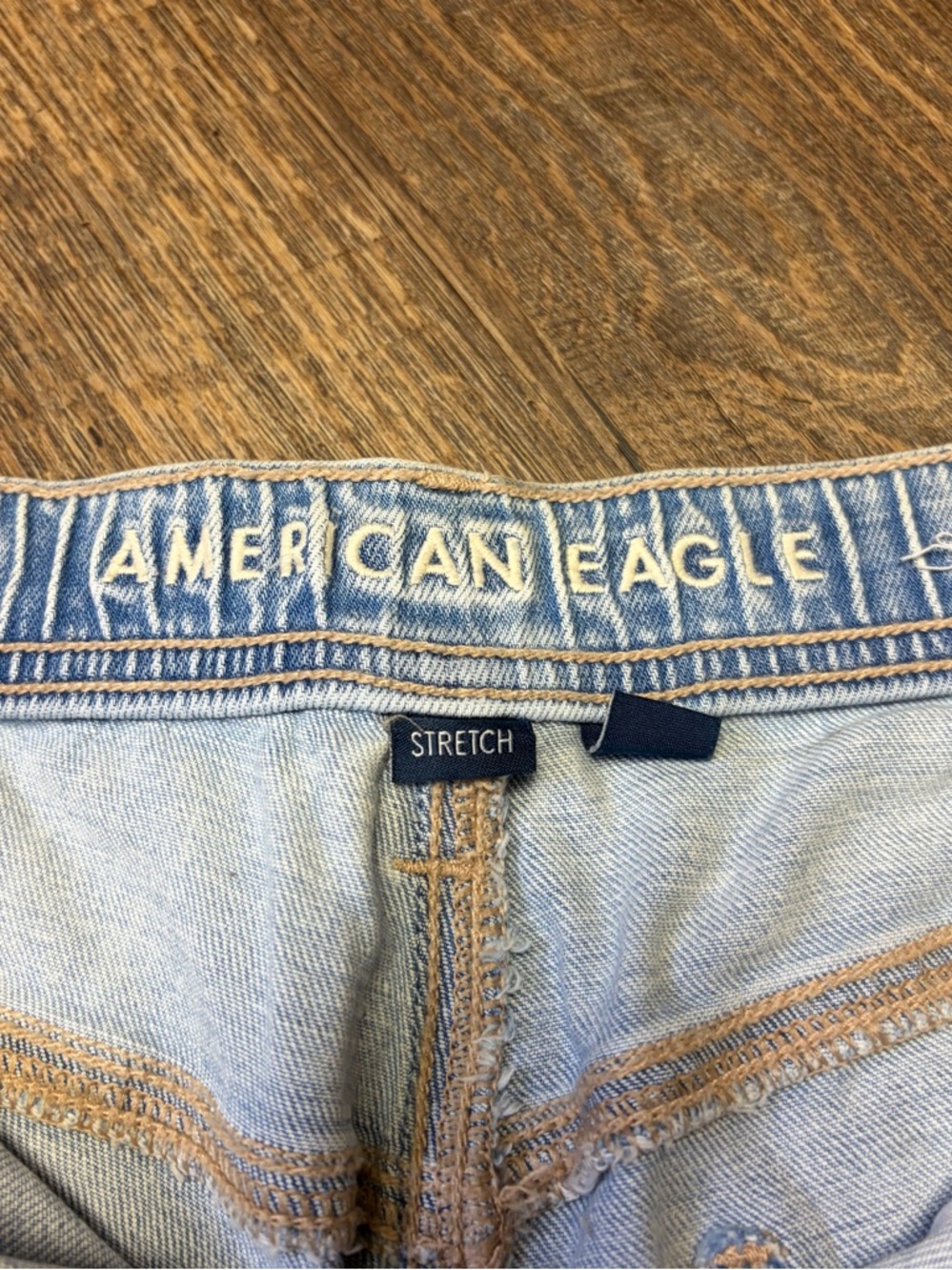American Eagle Easy Shortie Denim Jean Shorts Womens 8 Elastic Back Waist - Picture 6 of 10
